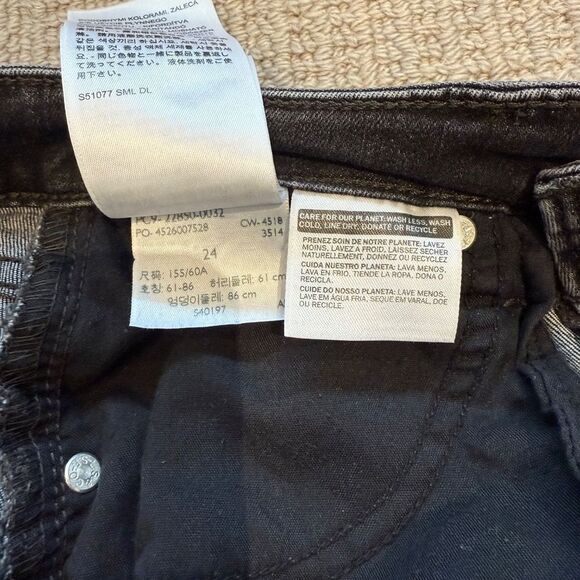 Levi's 721 High-Rise Skinny Jean - size 24 - Picture 5 of 7